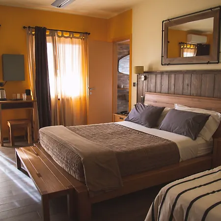 Bacca Blu Alloggio per agriturismo Bricherasio